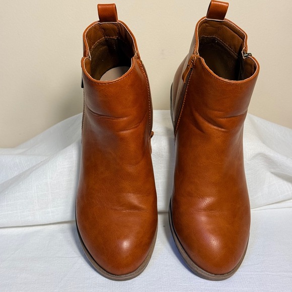 Vepose 9 Saddle Brown Chelsea Ankle Boots Side Zip Booties Boho Equestrian - Picture 4 of 8